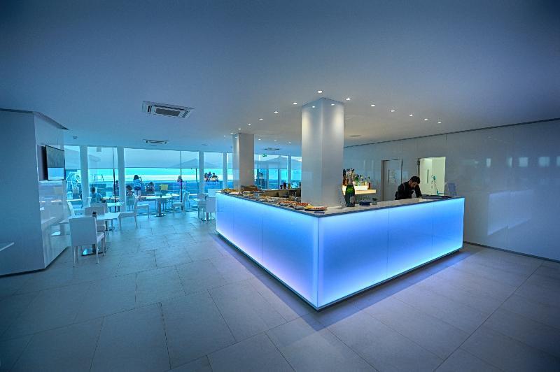 Toscana Charme Resort Tirrenia Esterno foto The bar at the 360° Sky Lounge